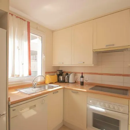 Apartment Estrella 2 B-a Spaniahome